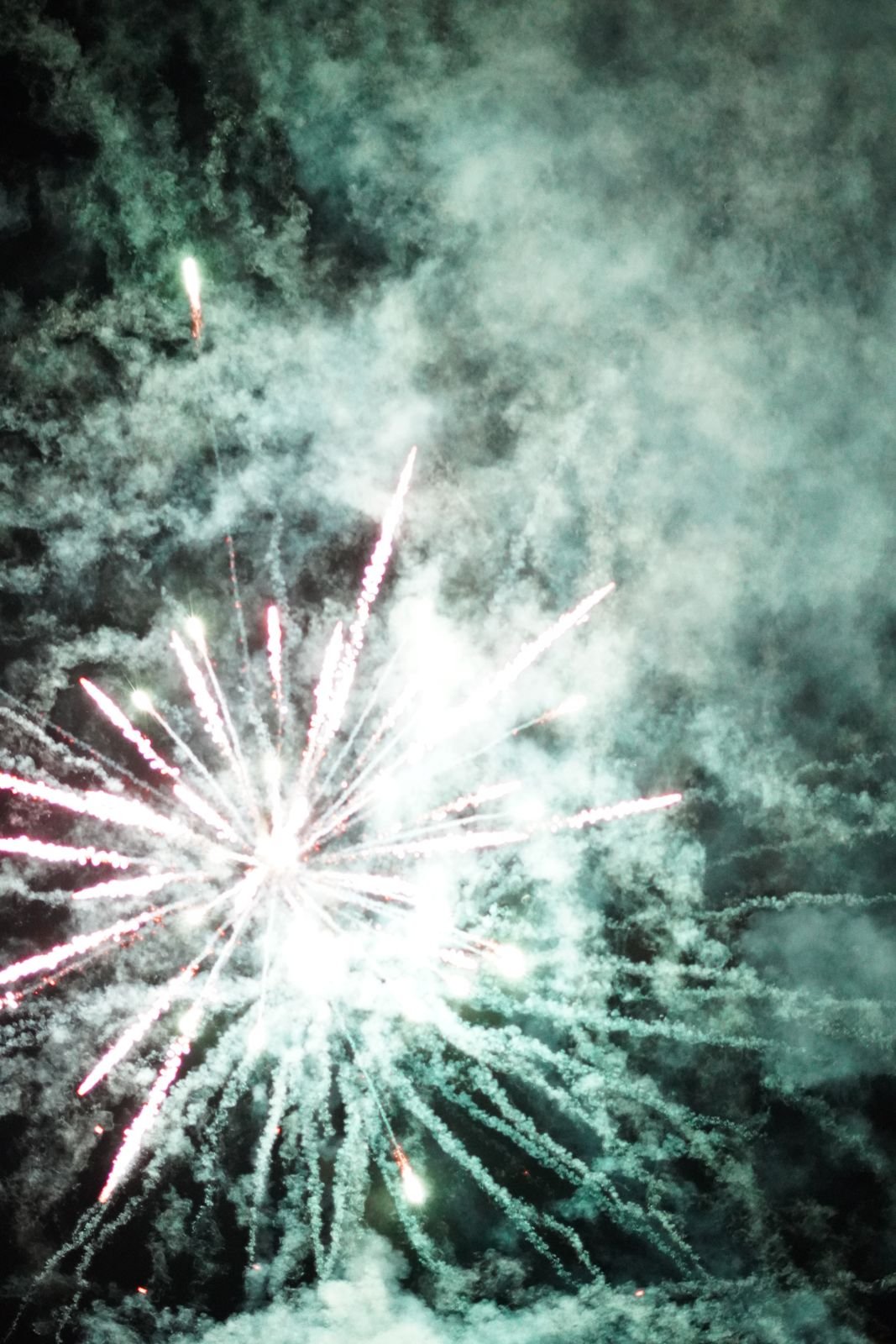 Fuegos artificiales sobre una boda en Can Casellas